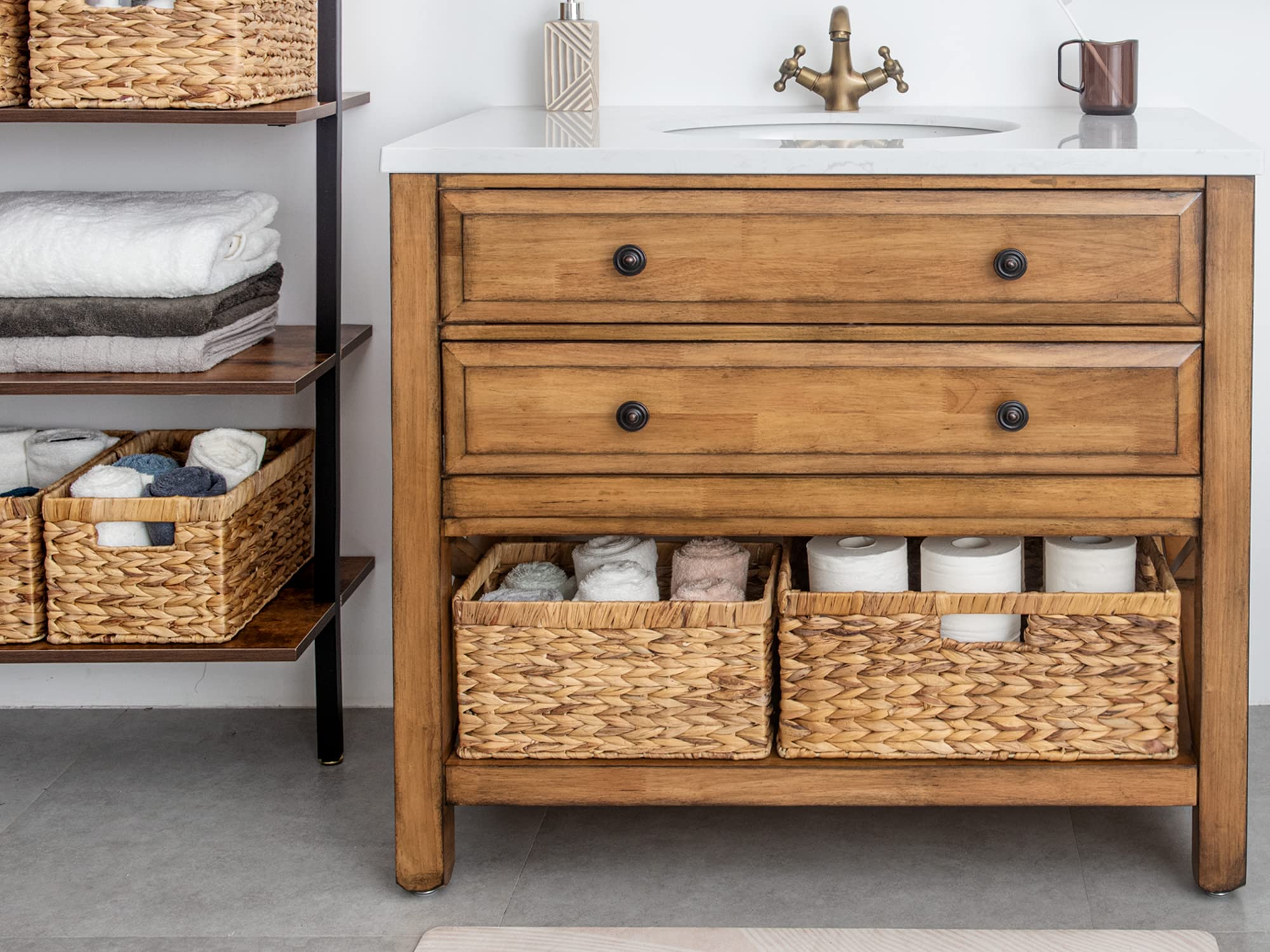 Storageworks Jumbo Wicker Basket, Water Hyacinth Basket With Built-In Handles, Wicker Storage Basket For Organizing, 1 Pack